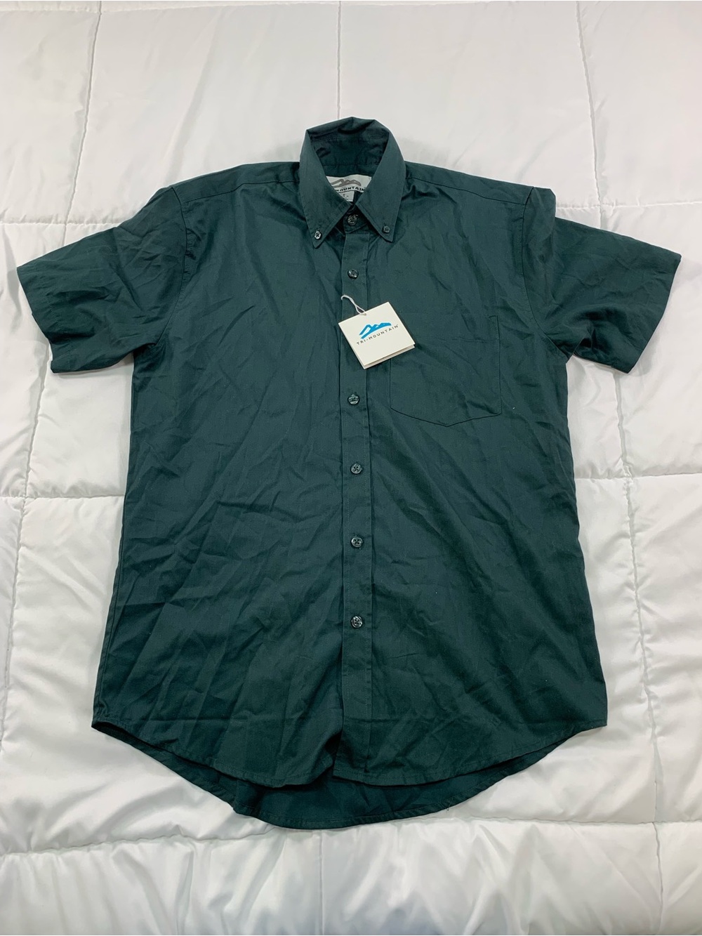 New TRÍ- MOUNTAIN T-shirt size S